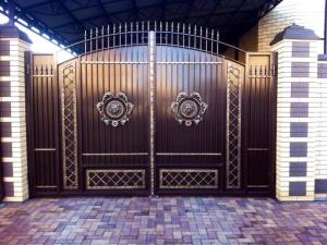 Арт. ПКЛ- 29 Ворота «Античные Лев»